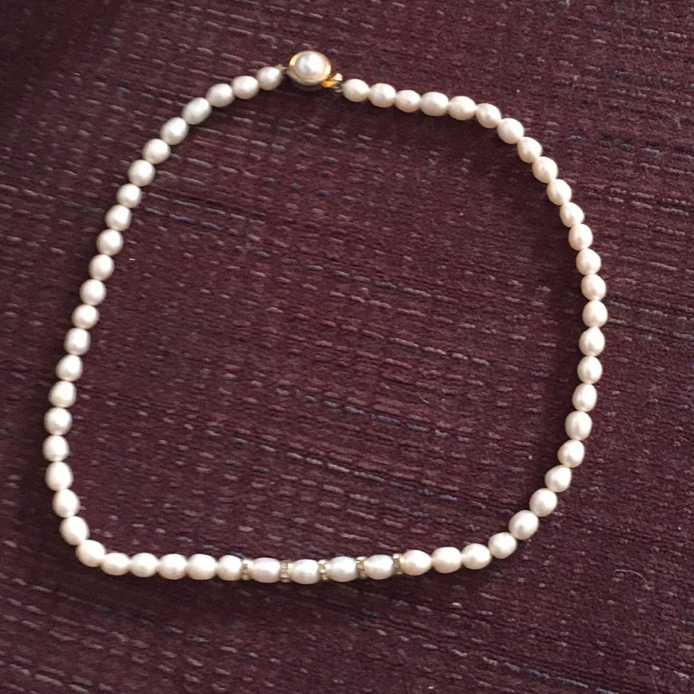 Freshwater pearl necklace